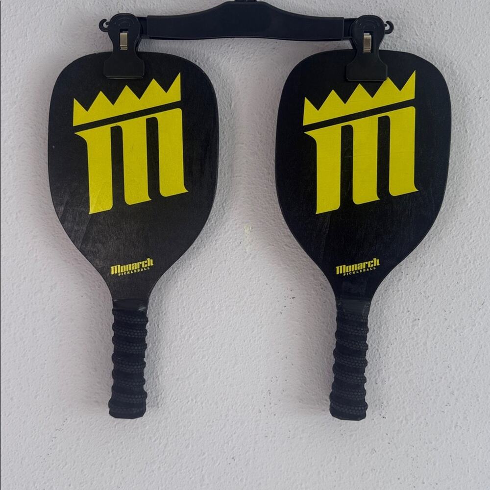 NWOT Monarch Black and Yellow Pickleballs Paddles with Mesh Bag Starter Set